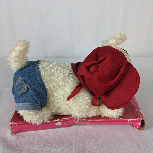 Dan Dee Singing Animated Dog Plush Stuff Animal Valentine's Day I Feel Good NEW - Picture 3 of 9